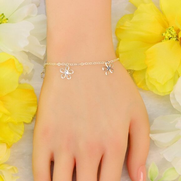 "Minimalist Bracelet, Sleek & Modern Design, Women’s Fashion, YC110213-B - Picture 3 of 10